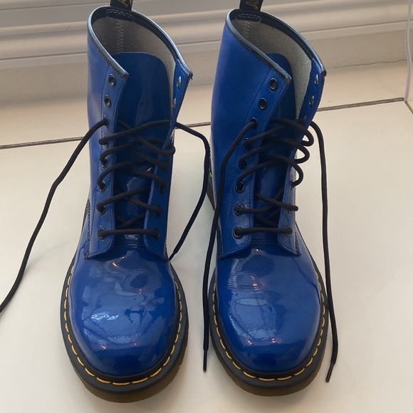 Dr. Martens 1460 Lace Up Boots in Electric Blue Patent Leather - Picture 7 of 8